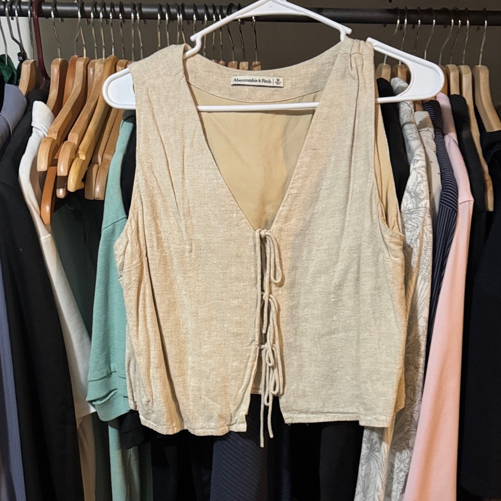 Abercrombie & Fitch Light Tan Tie-Front Tank Top